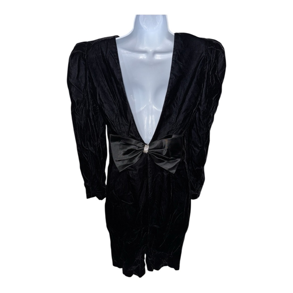 Women’s Vintage 80’s Renditions Black Velvet Bow Accent Dress - 8